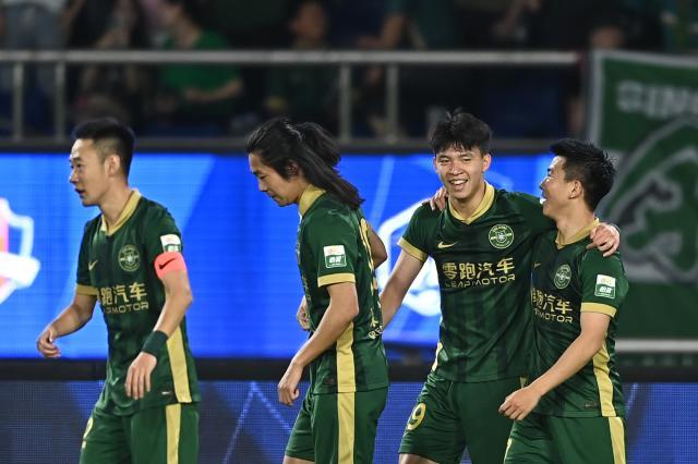 kaiyun-【中超】王钰栋2球程进助攻戴帽 浙江4比2亚泰