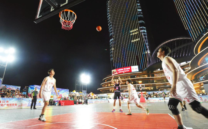 2025“海口杯”篮球联赛美兰赛区激情开赛